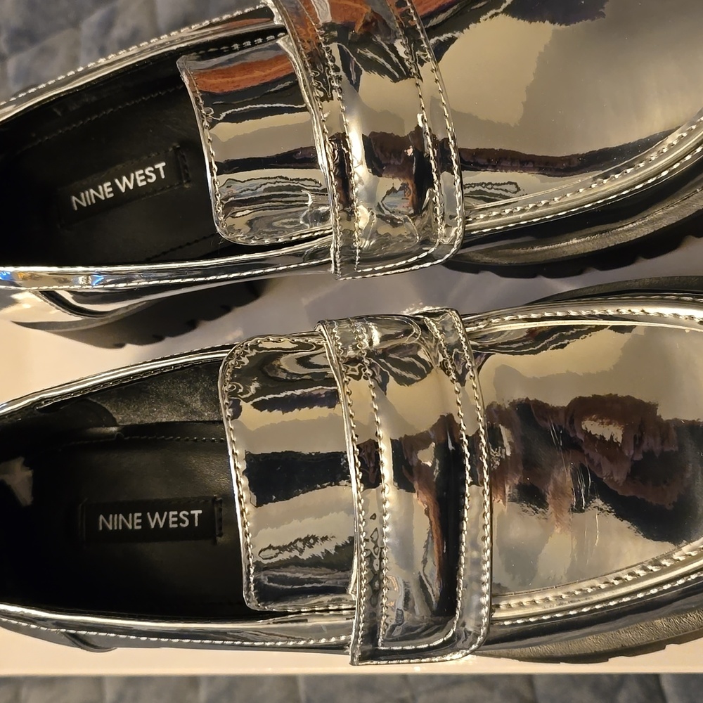 Nine West Silver Loafers Size 7.5